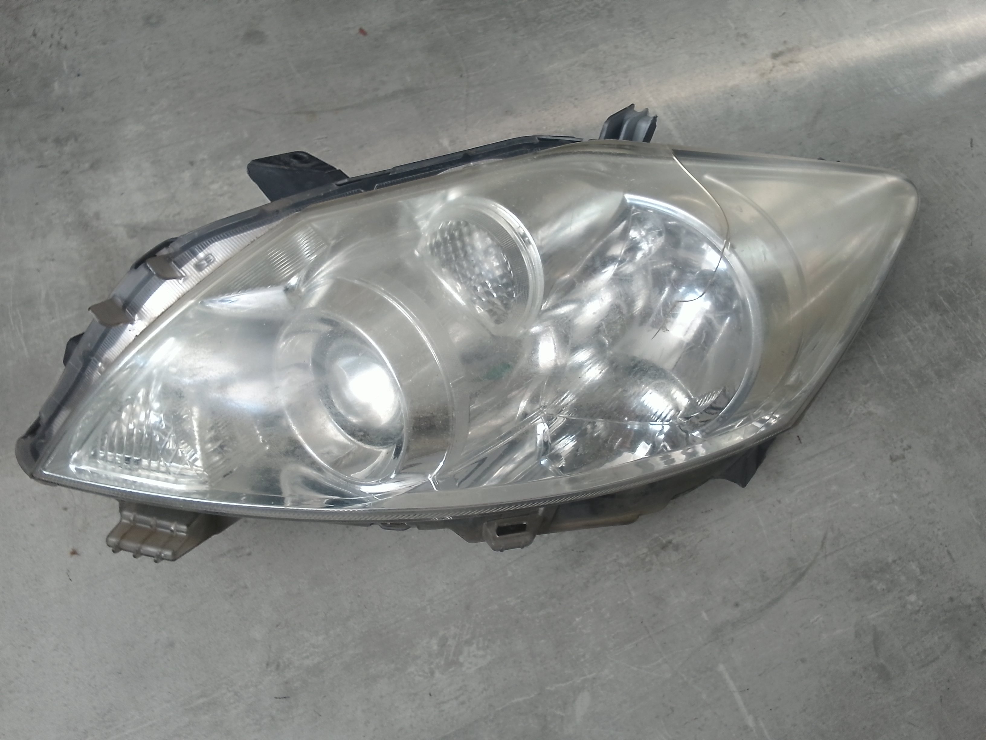 Lampa Auris