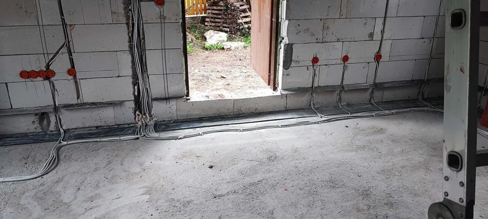 ELEKTRYK-montaż-pomiary elektryczne