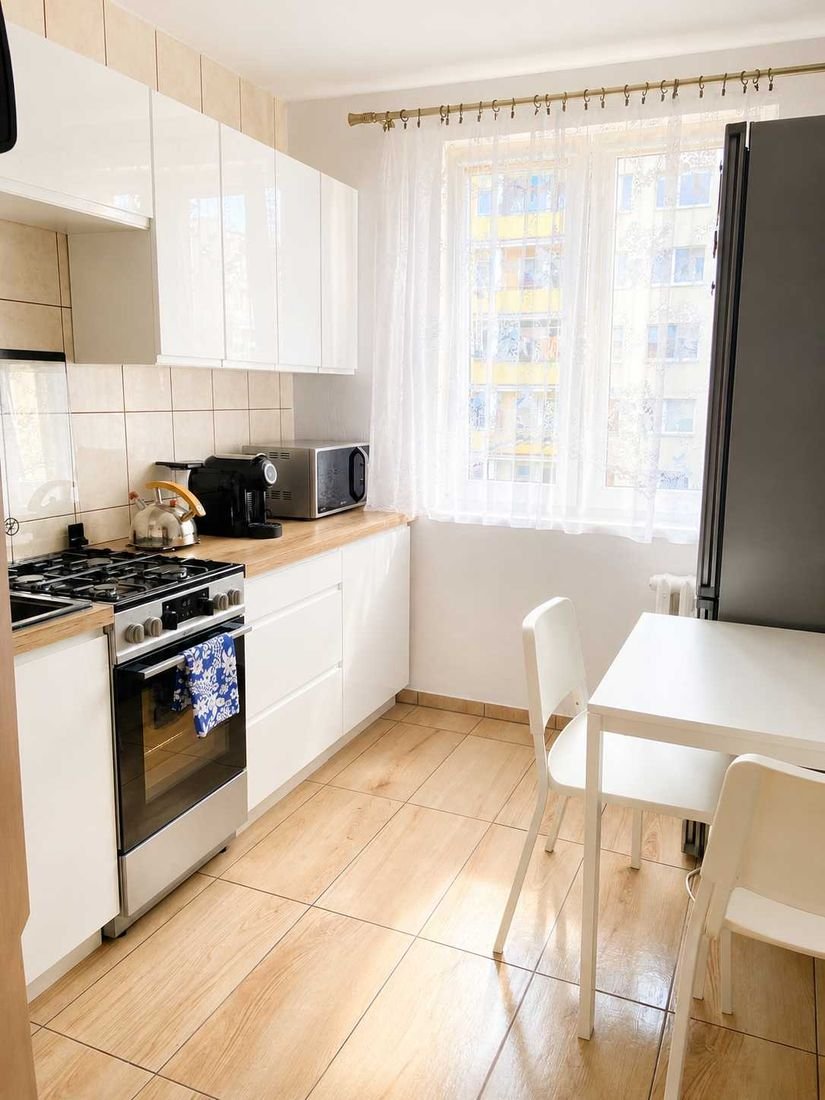 Mieszkanie trzypokojowe-pierwsze piętro-balkon-spółdzielcze-własnościowe-Osiedle Dwudziestolecia-Cieplice!