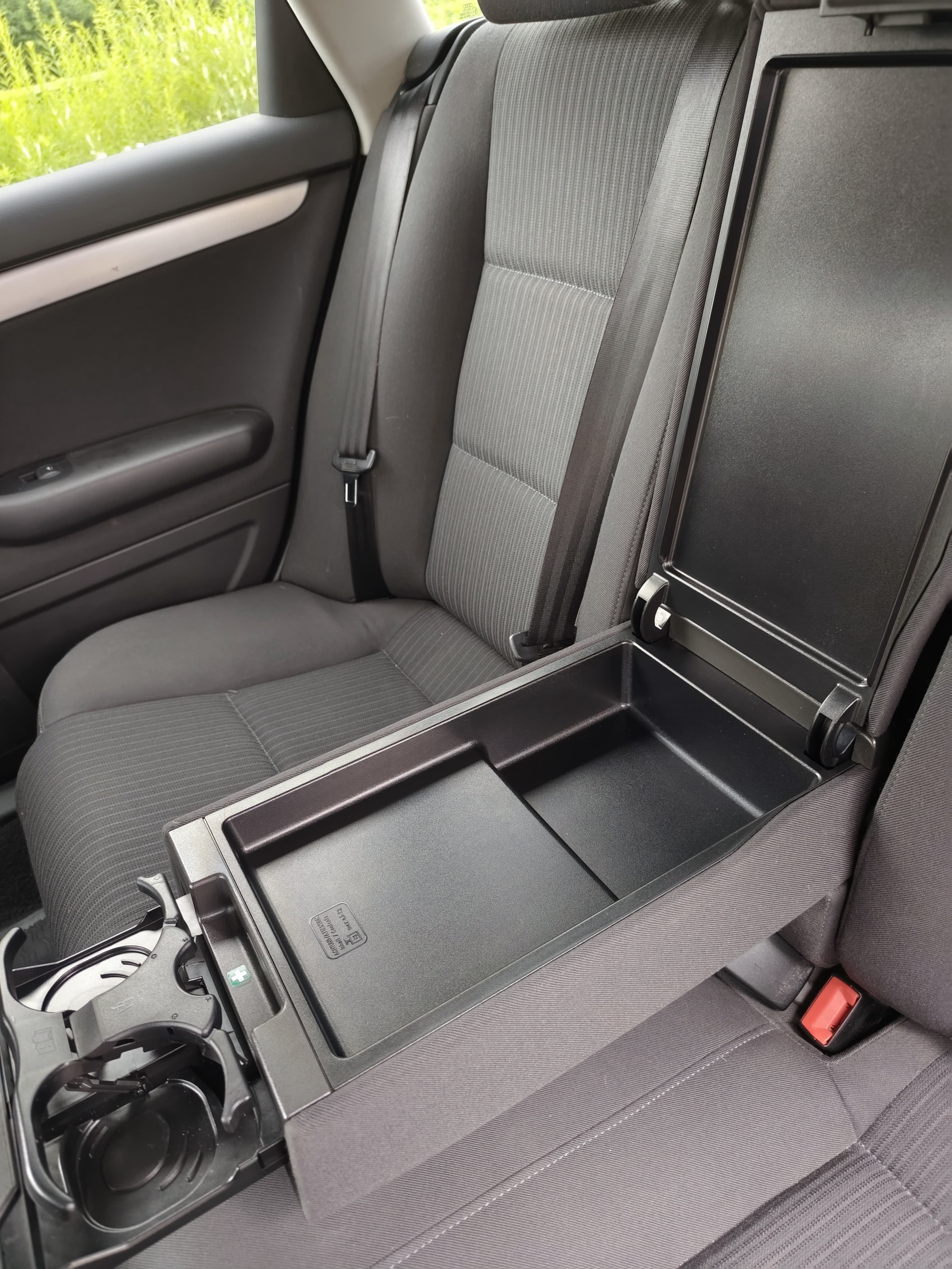 Sprzedam Audi A4 B7 Avant 2.0 benzyna + gaz