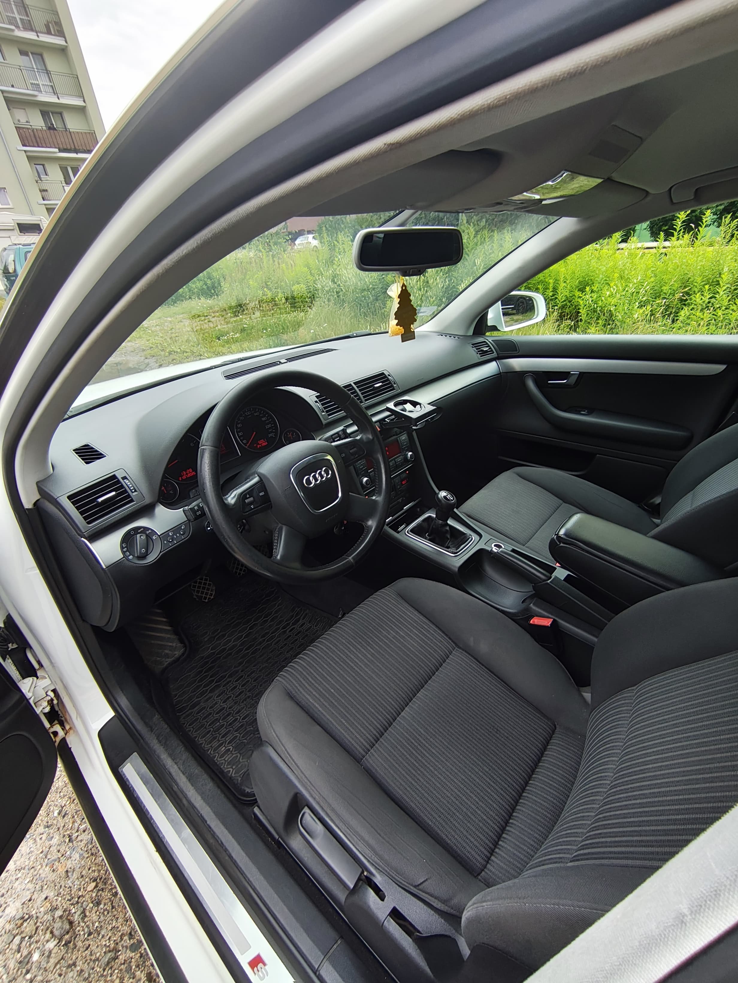 Sprzedam Audi A4 B7 Avant 2.0 benzyna + gaz