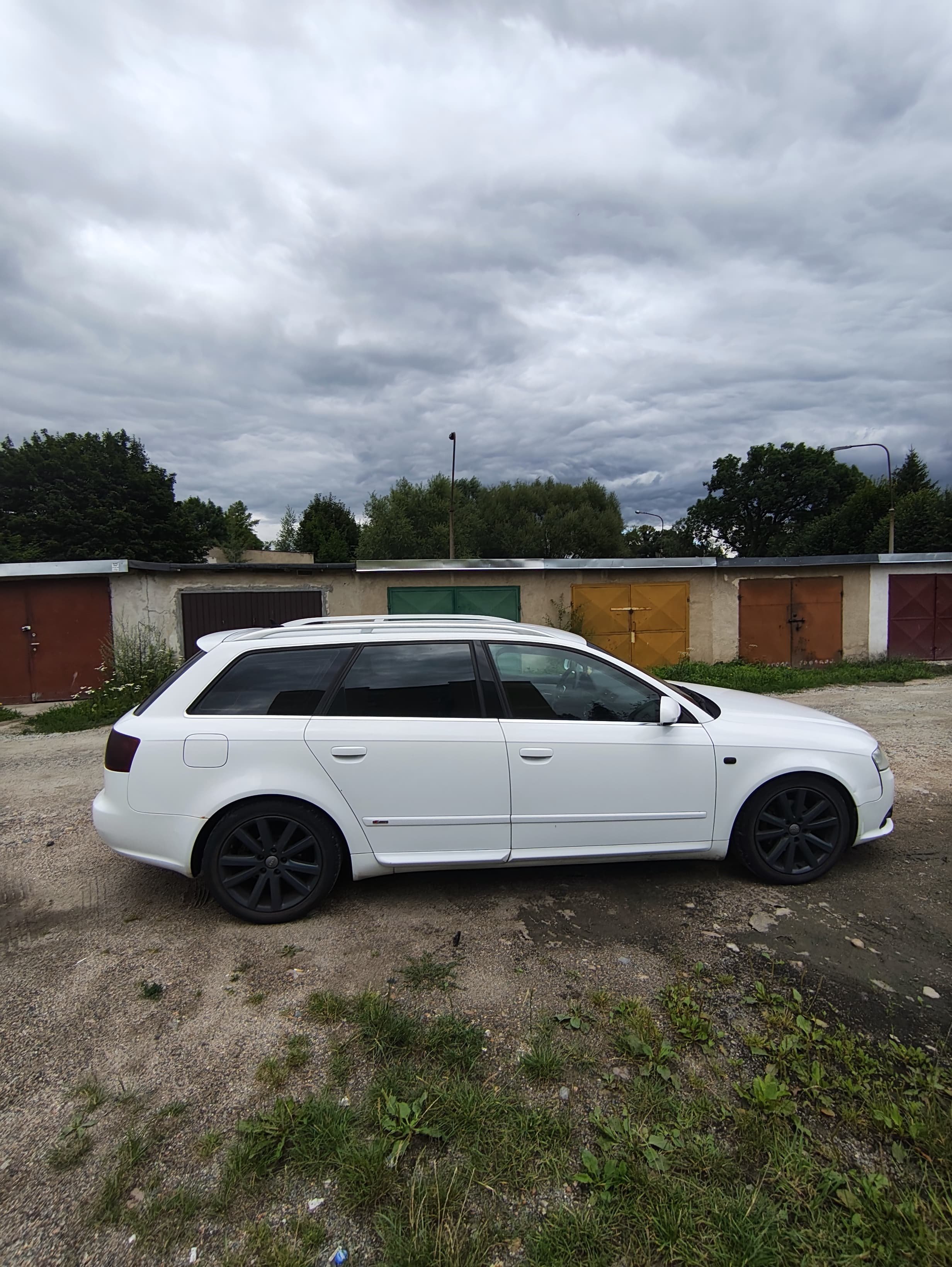Sprzedam Audi A4 B7 Avant 2.0 benzyna + gaz