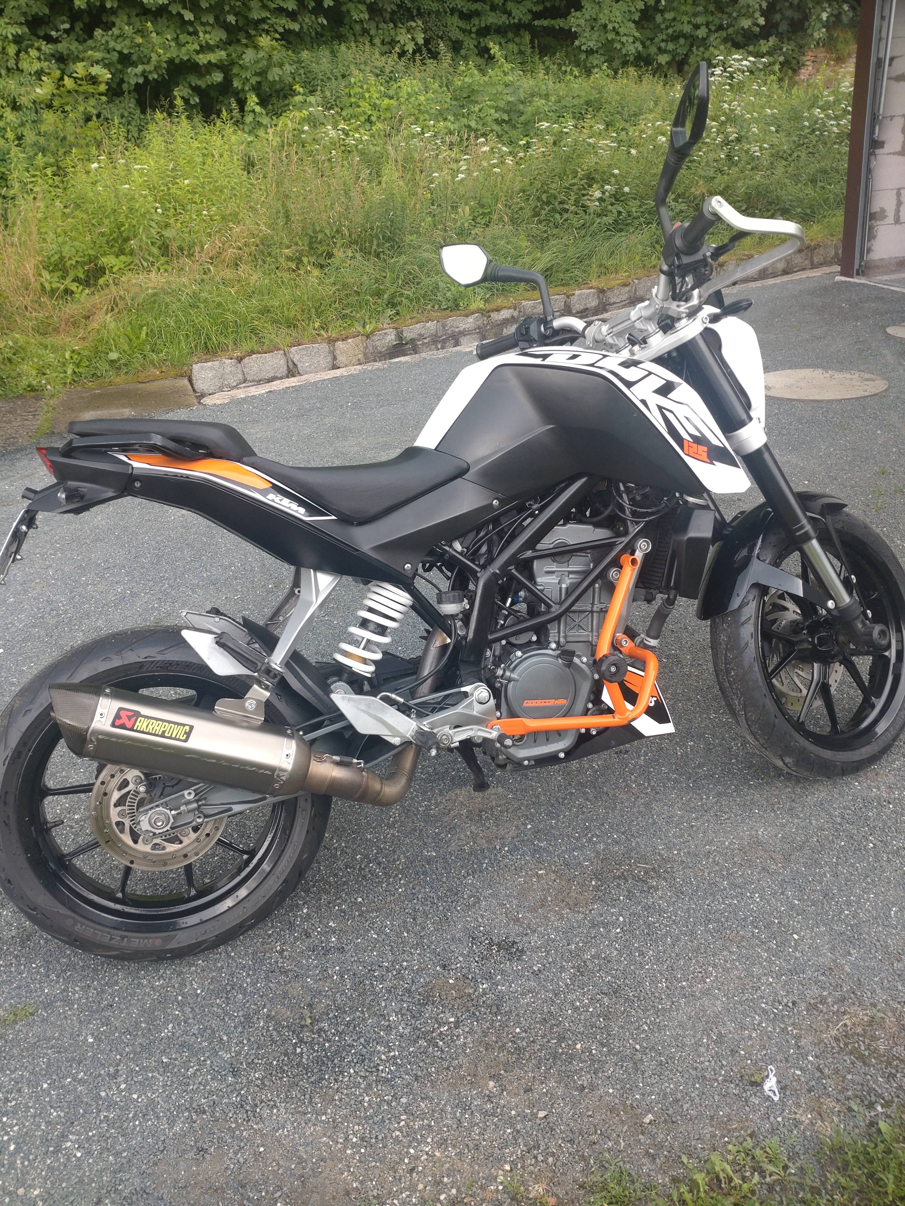 SPRZEDAM MOTOR KTM 125 DUKE