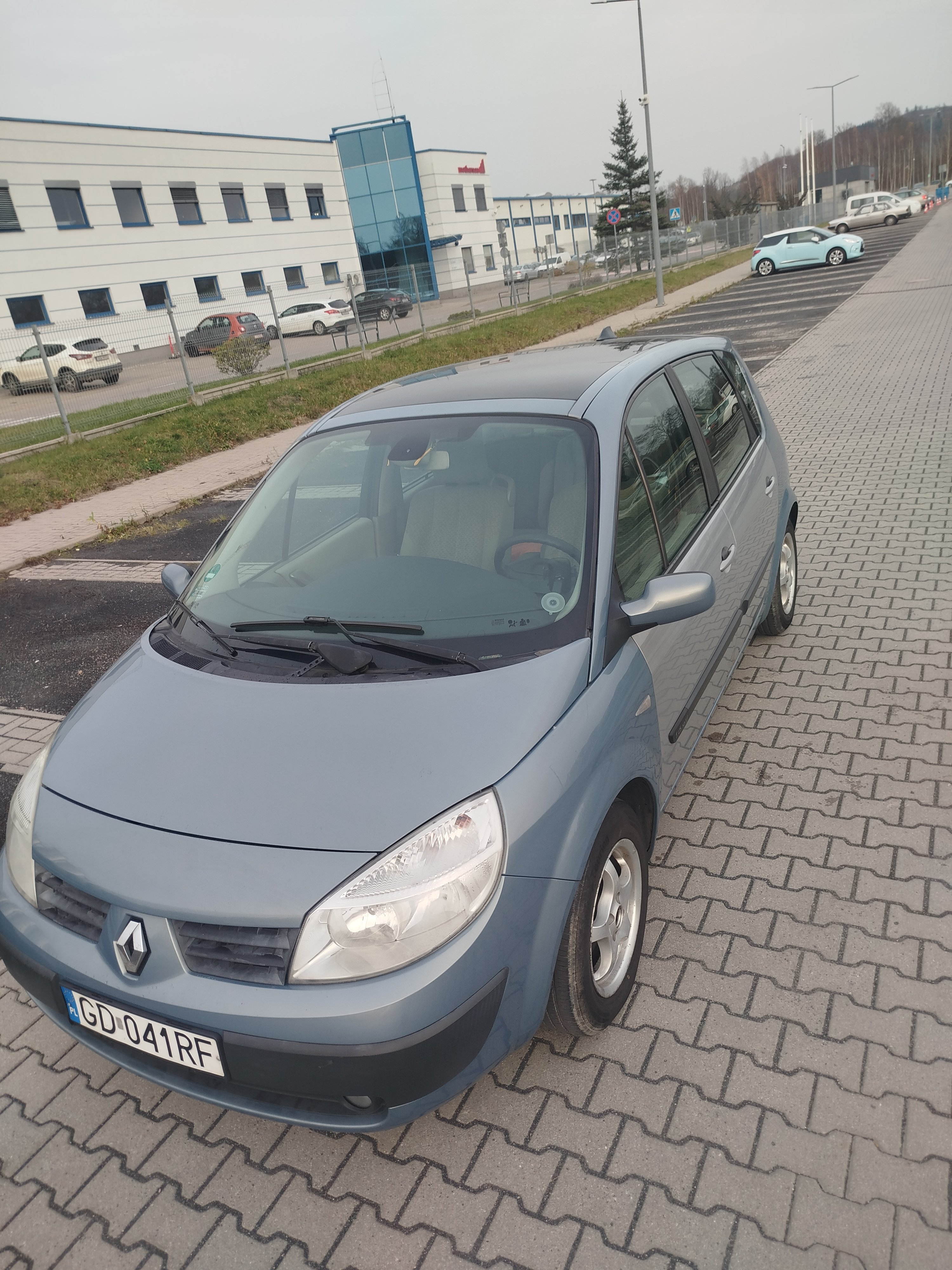 Sprzedam Renault Megane Scenic 2