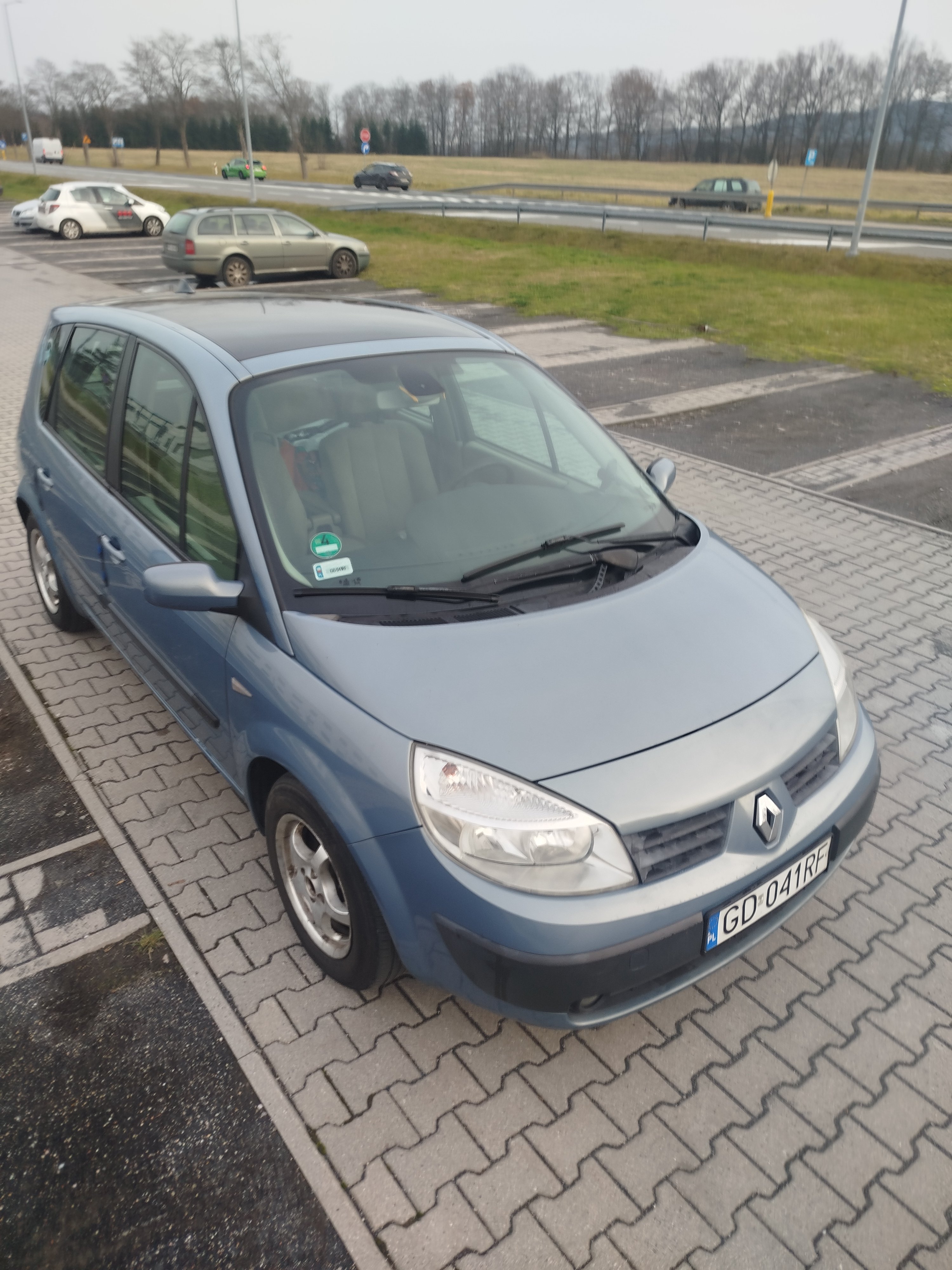 Sprzedam Renault Megane Scenic 2