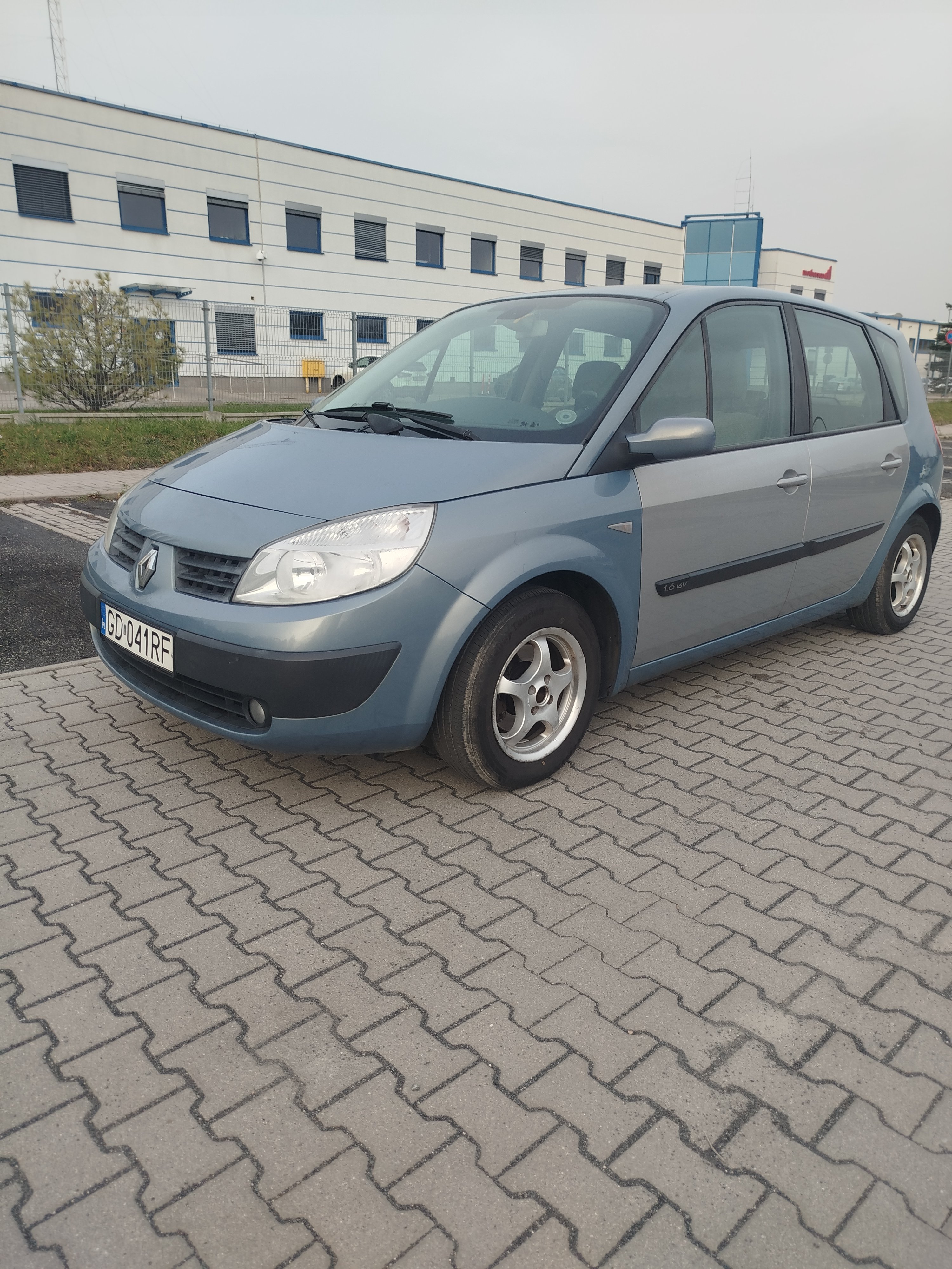 Sprzedam Renault Megane Scenic 2
