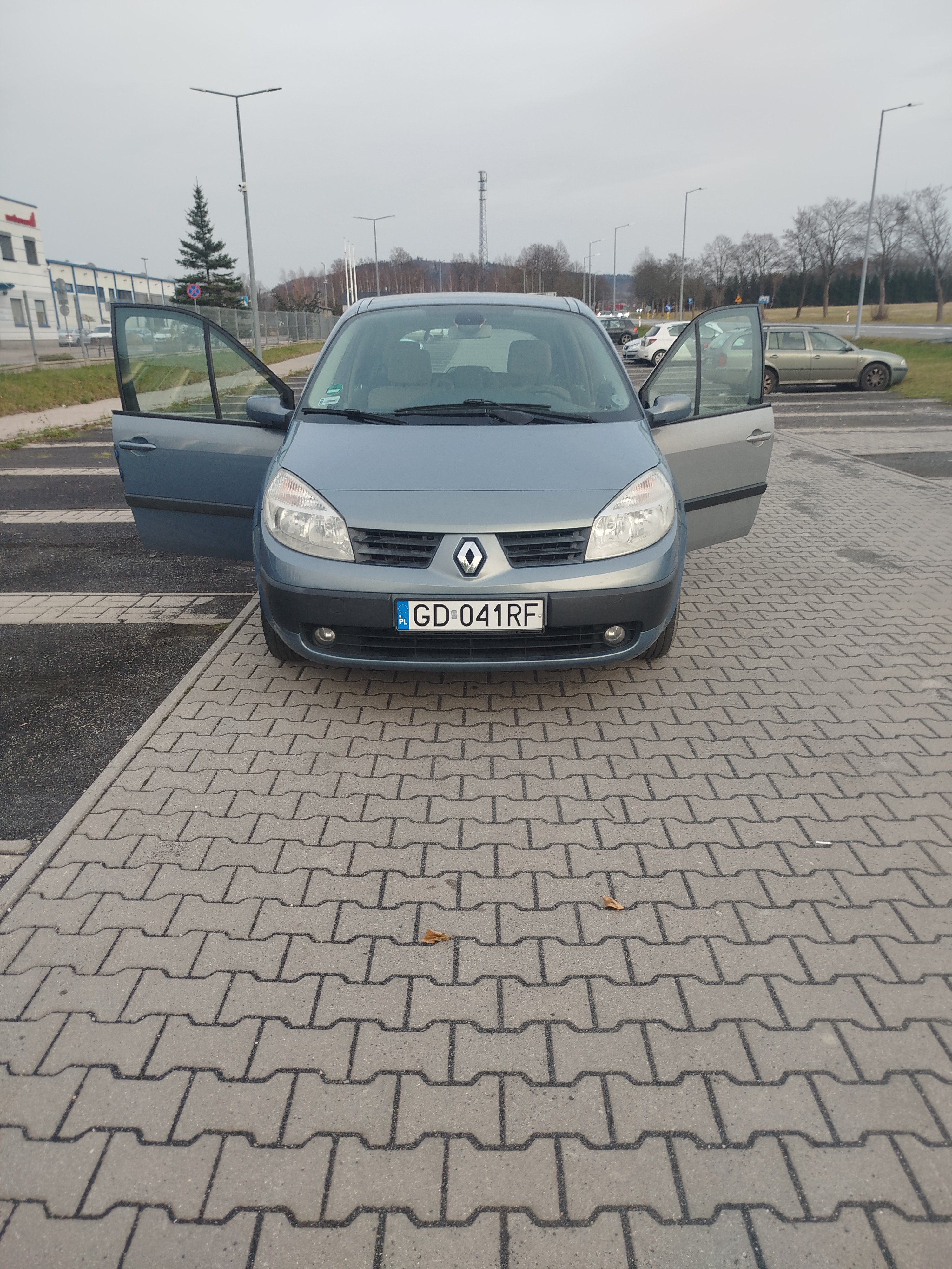 Sprzedam Renault Megane Scenic 2