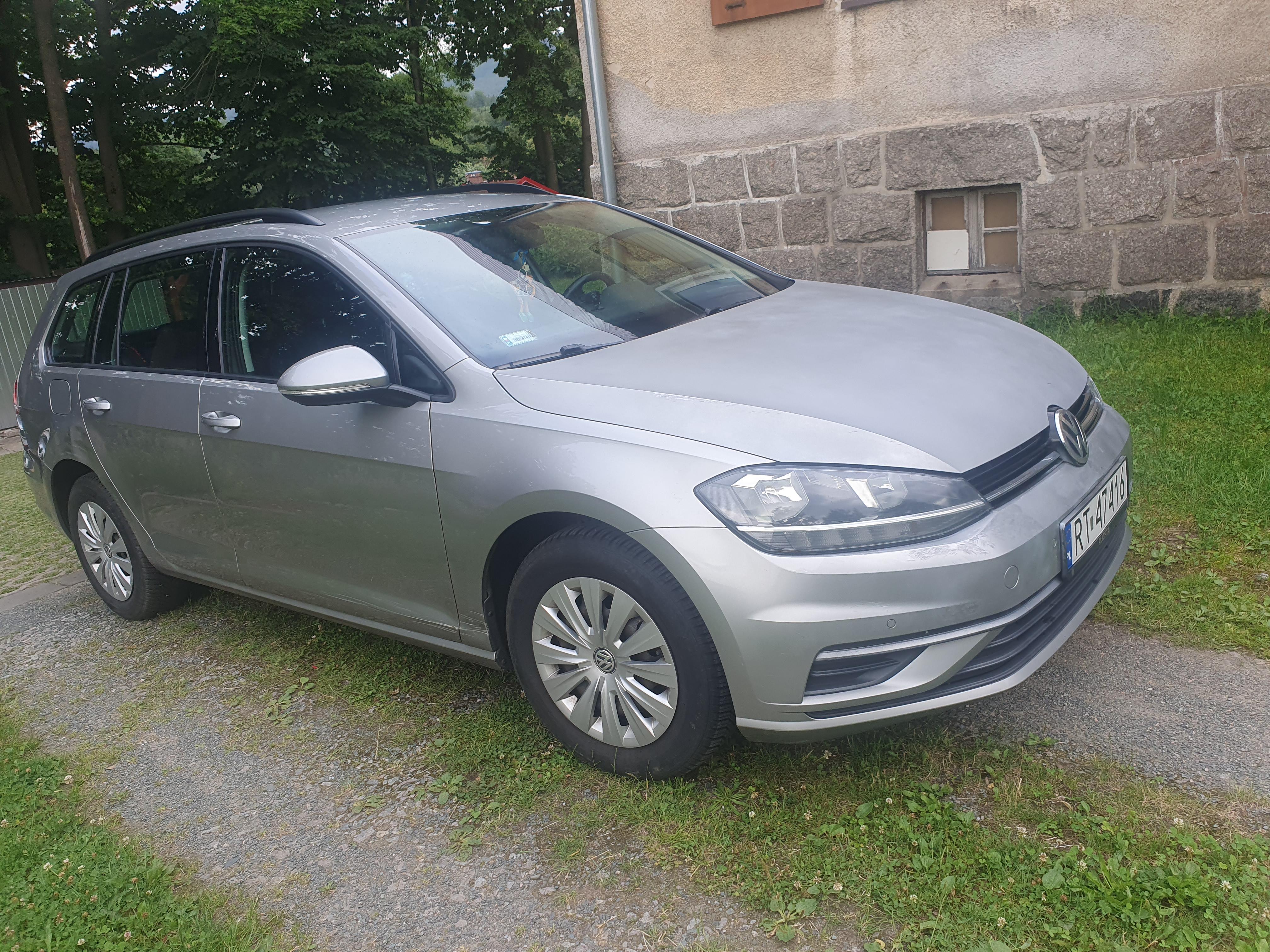 Volkswagen Golf VII 1.6 TDI BMT Trendline