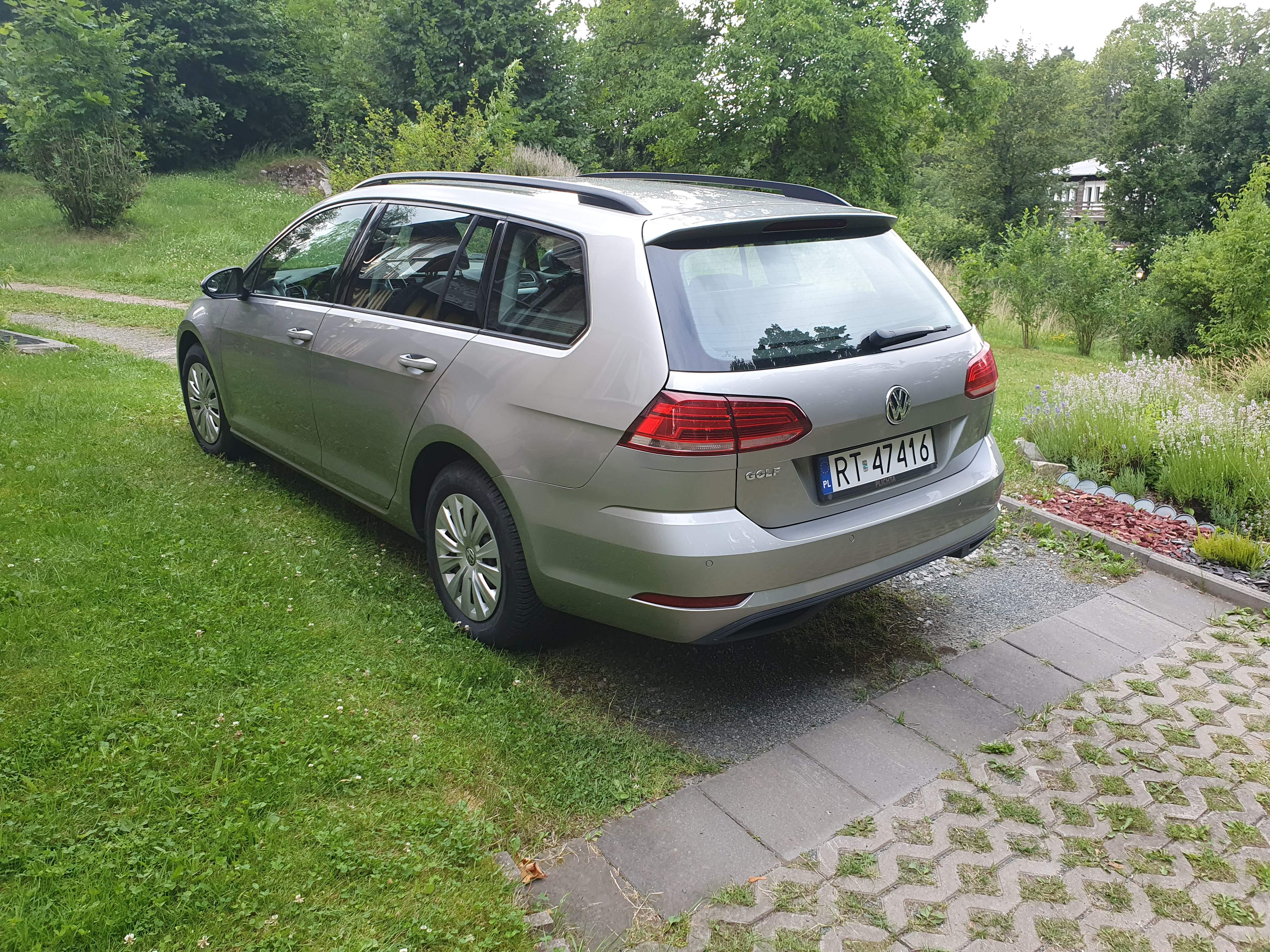 Volkswagen Golf VII 1.6 TDI BMT Trendline