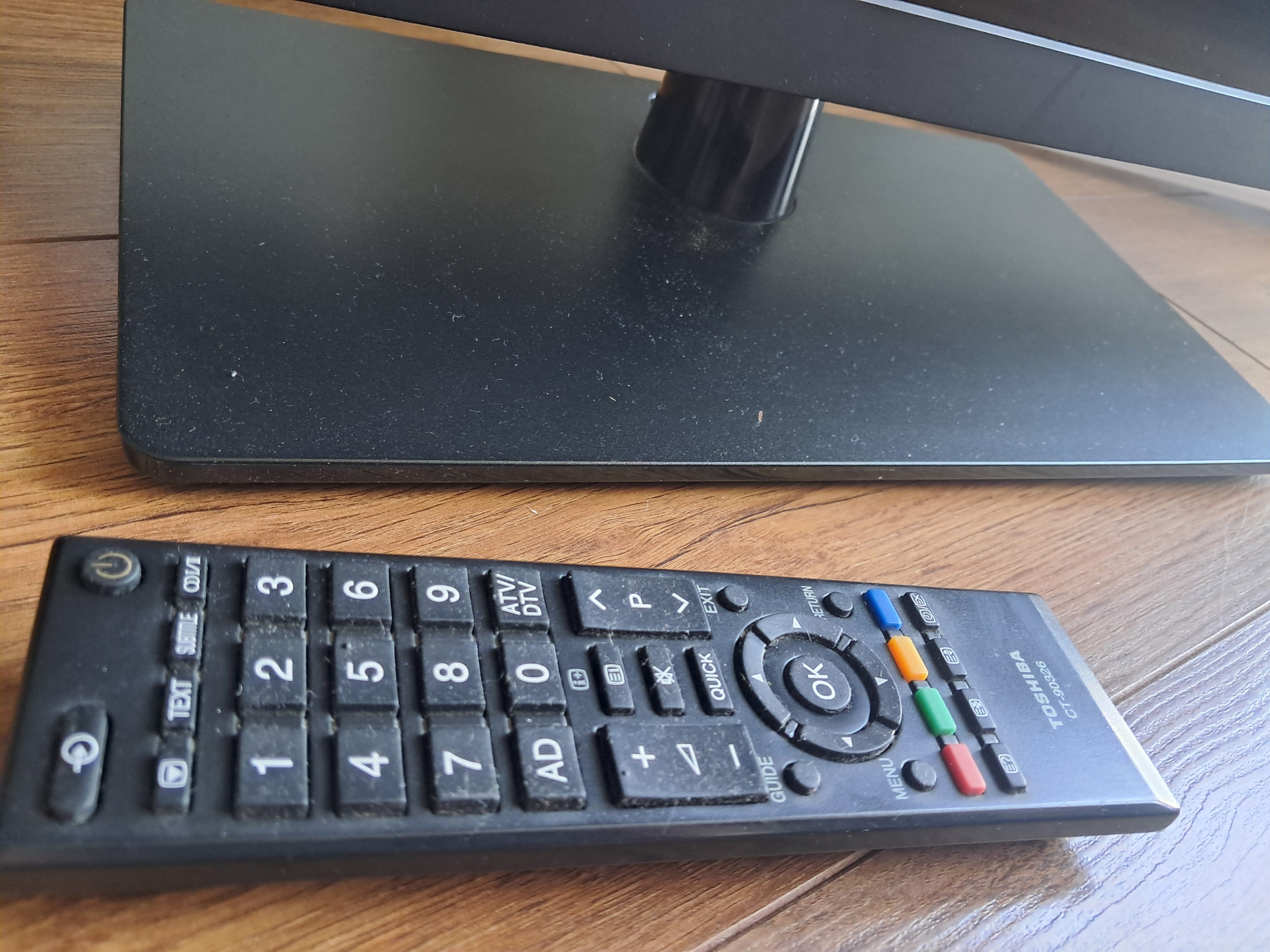 Telewizor TOSCHIBA 32cale