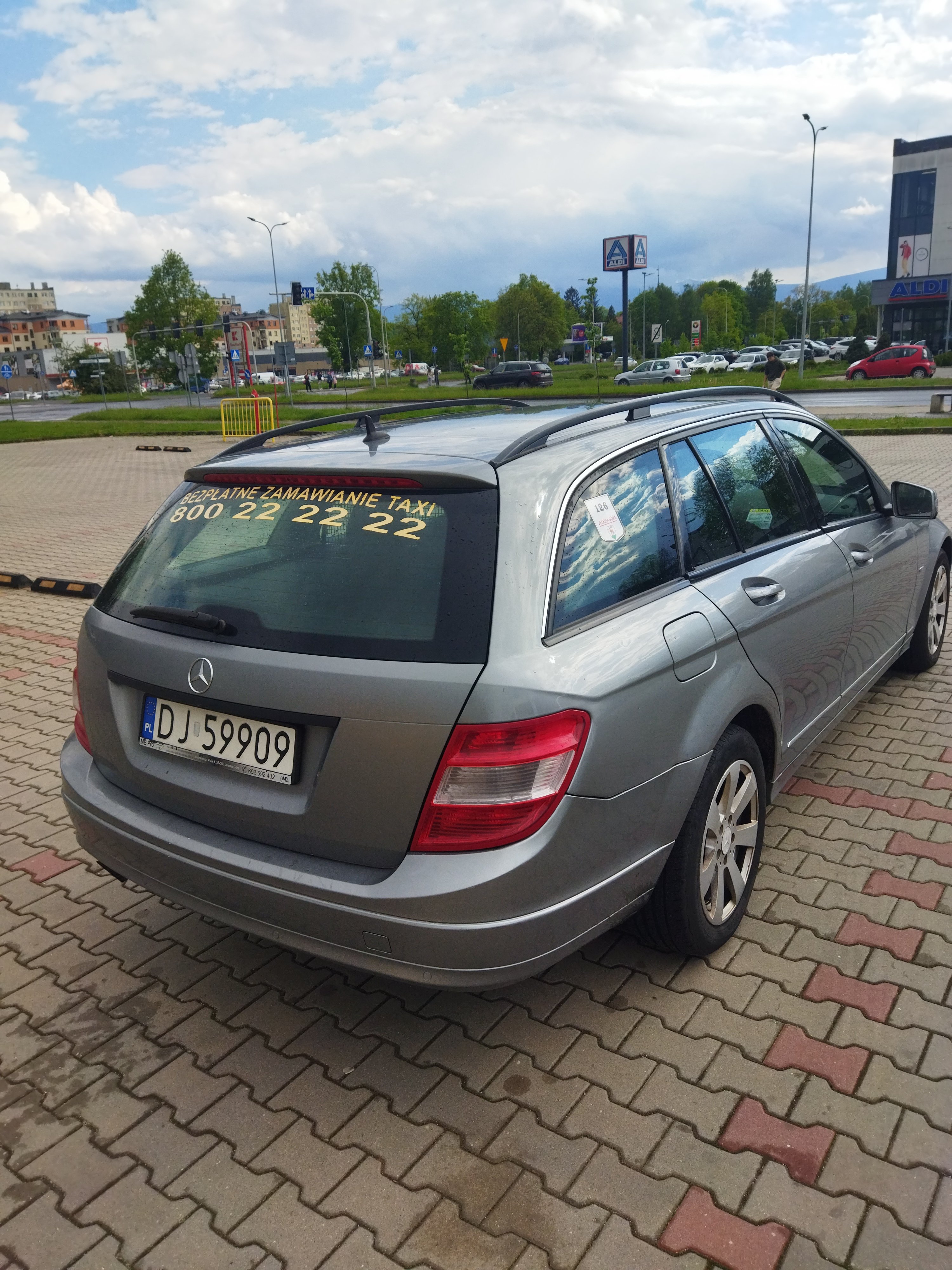Sprzedam Mercedesa W204