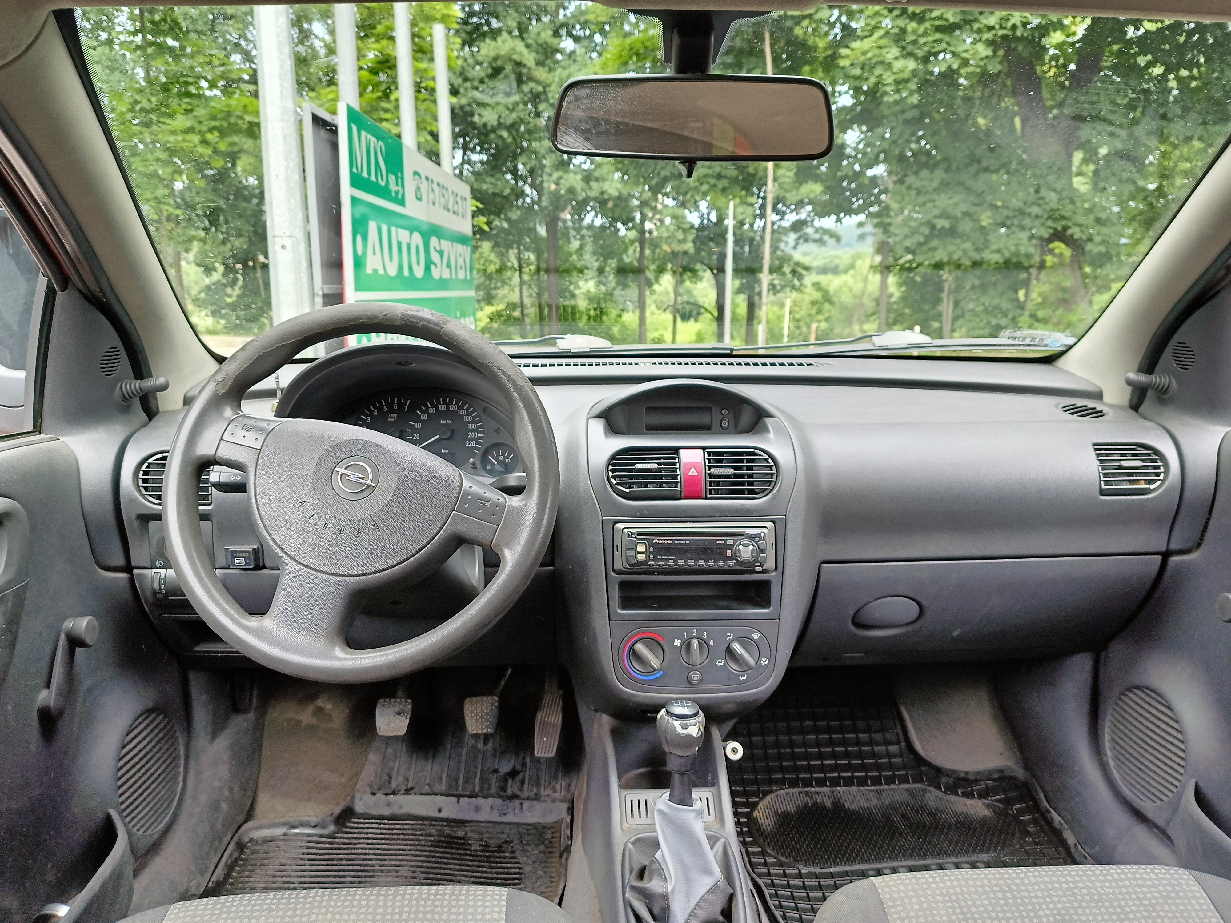 Opel Corsa C 1.0 + LPG 2005 rok w pełni sprawny 1800zł
