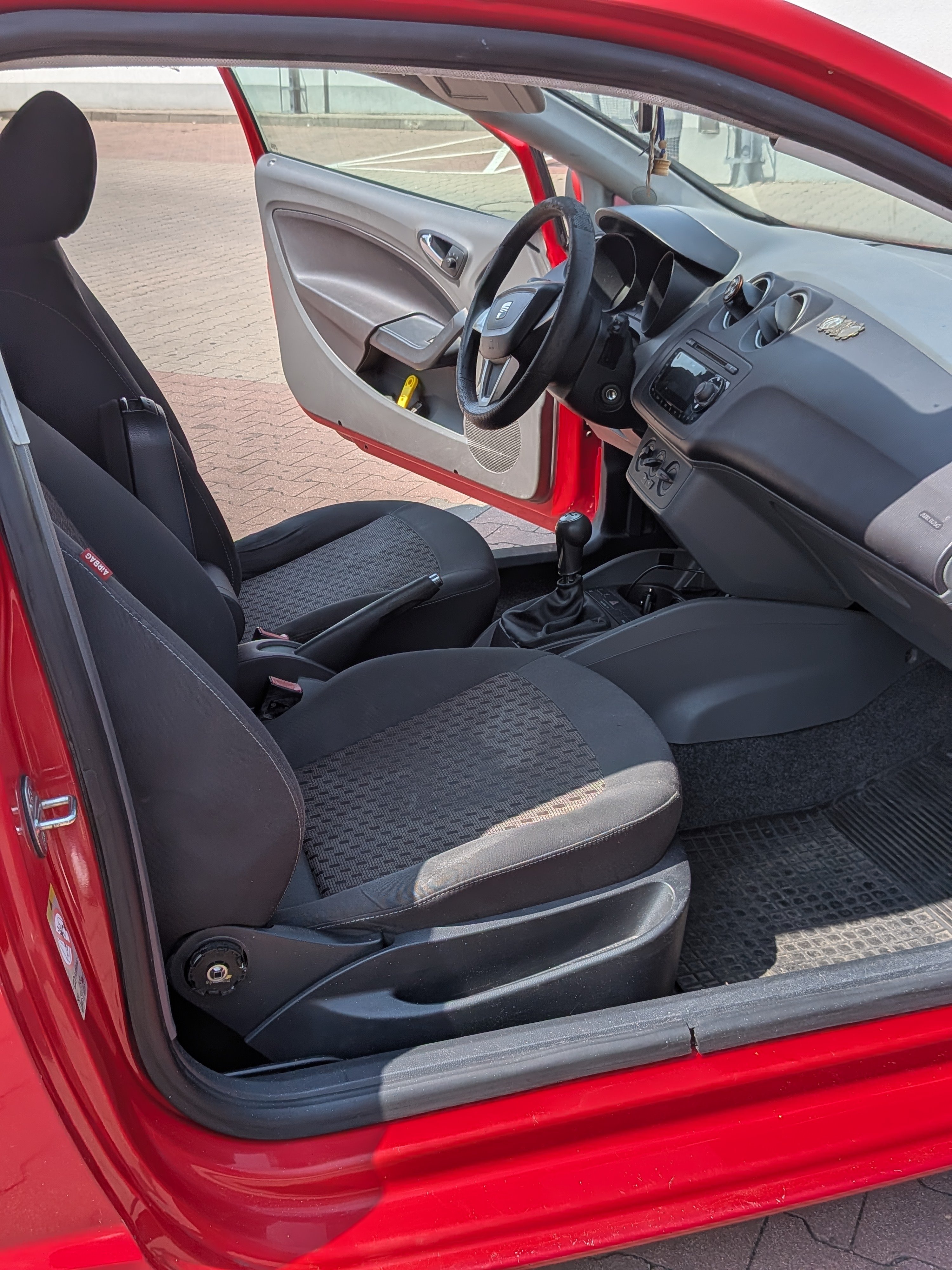Sprzedam Seat Ibiza 3-drzwiowy | 219 tys. km