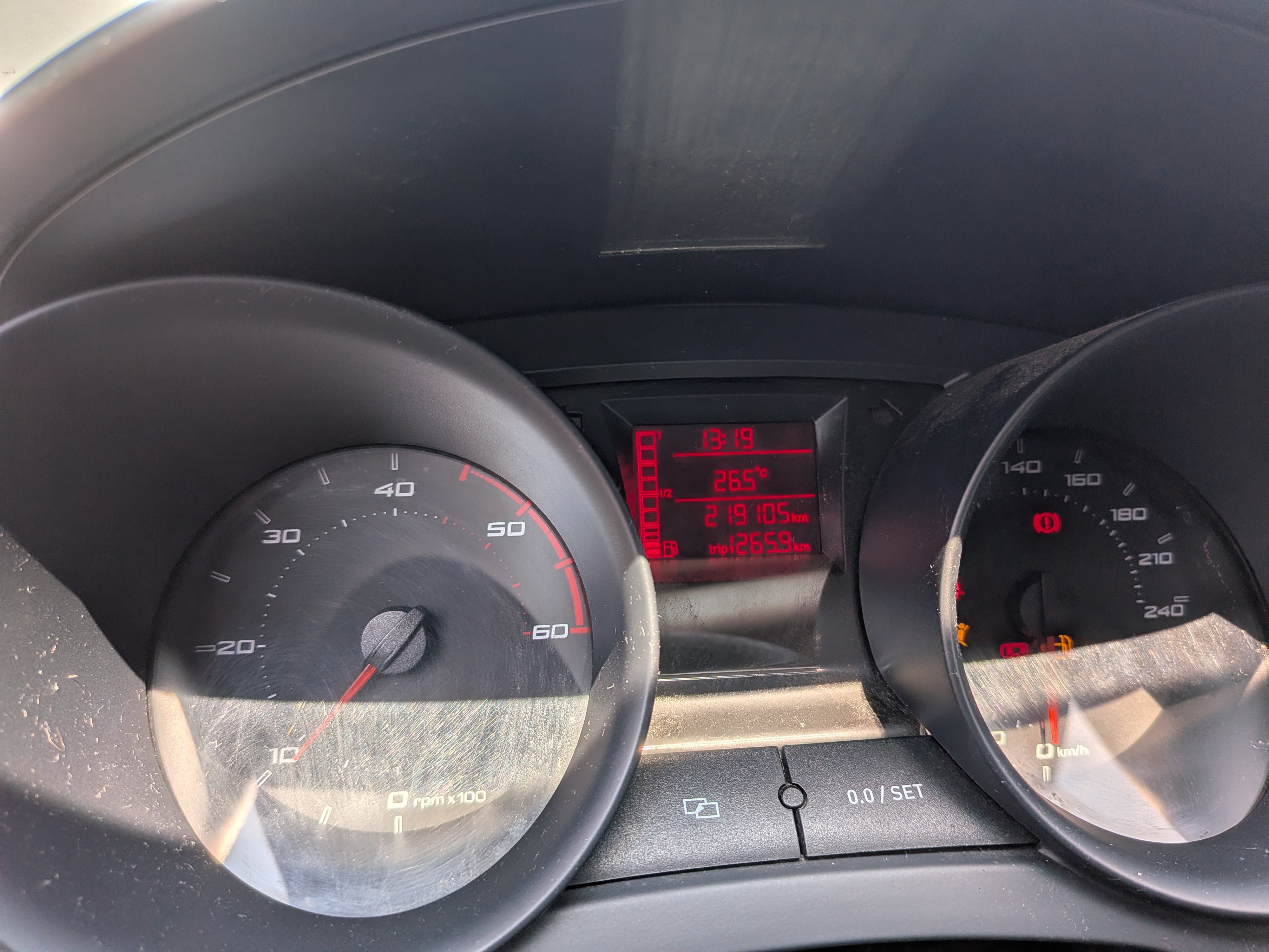 Sprzedam Seat Ibiza 3-drzwiowy | 219 tys. km
