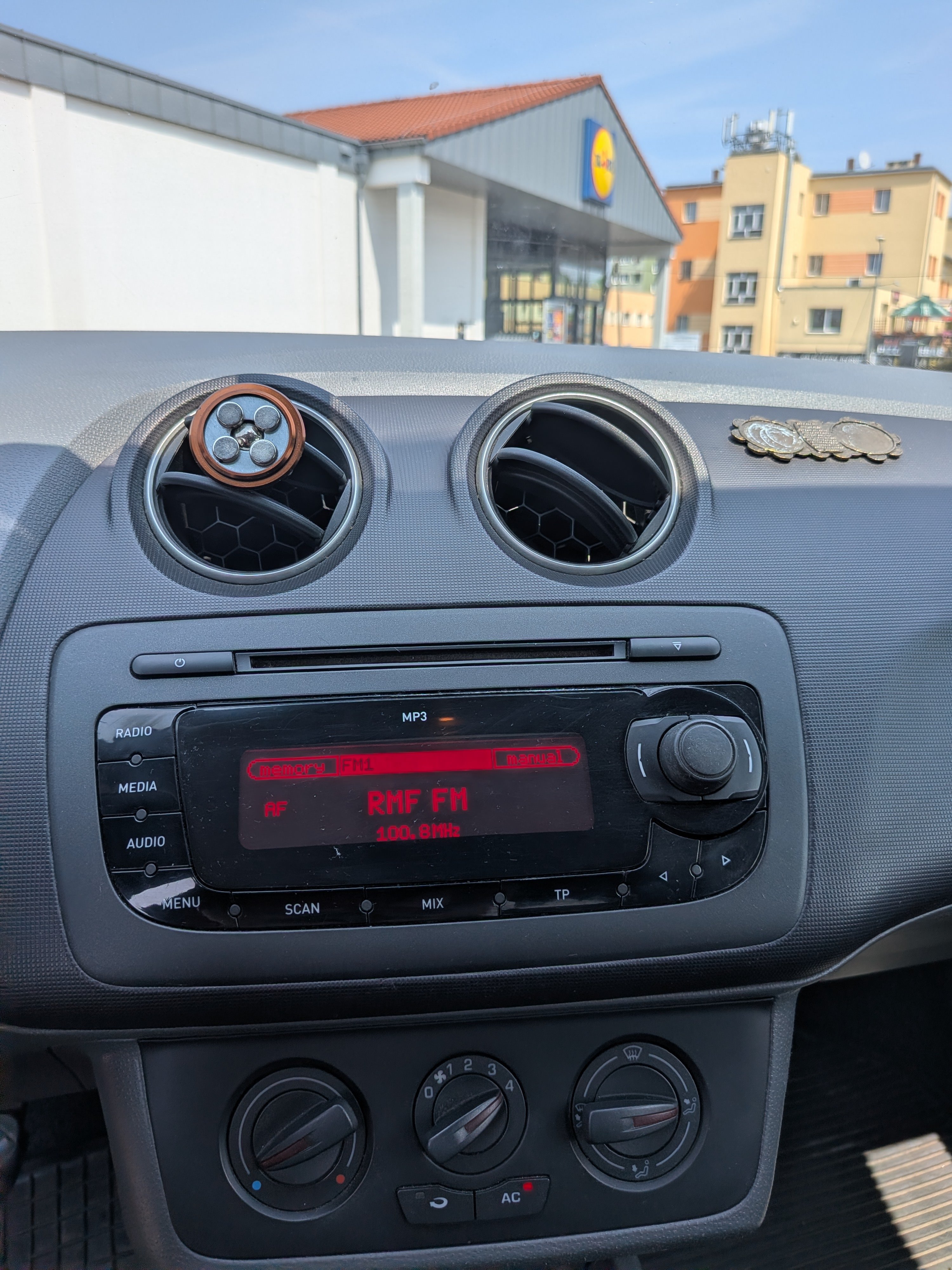 Sprzedam Seat Ibiza 3-drzwiowy | 219 tys. km