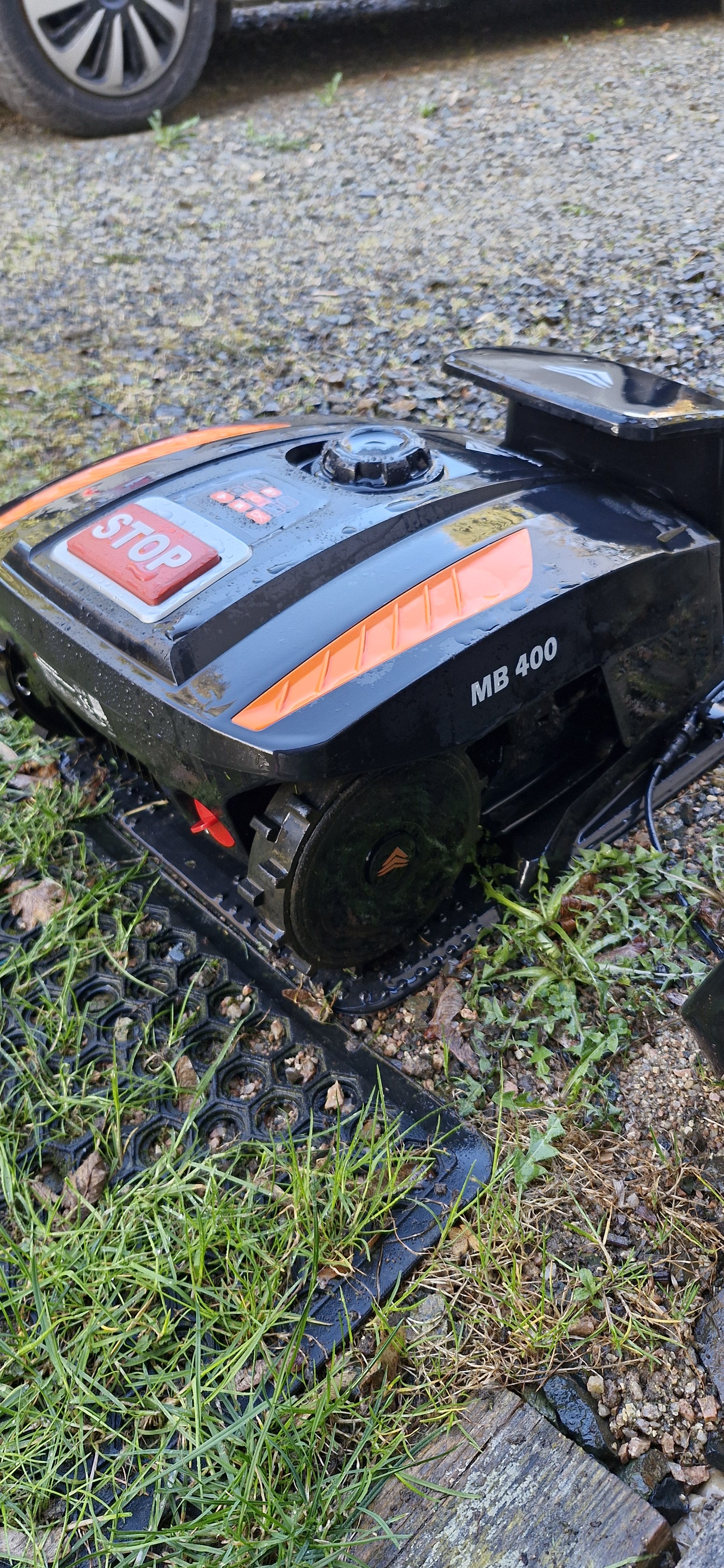 Robot koszący