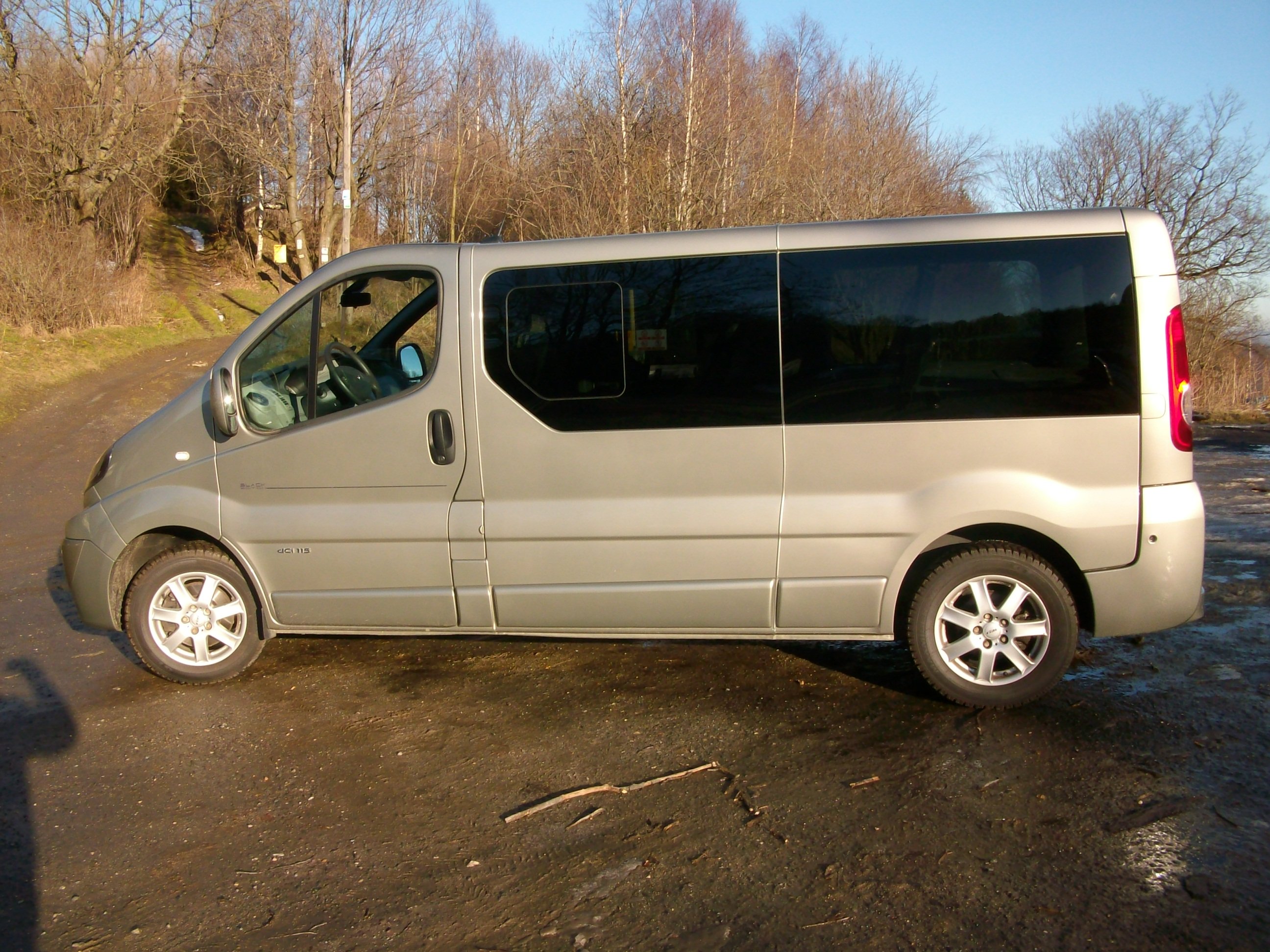 przewozy okazjonalne osób, transport osobowy mikrobusami 9 osobowymi z kierowcą na terenie kraju i za granicą