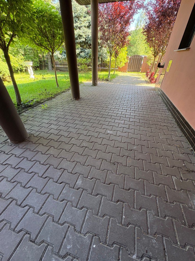 Przestronny, parterowy dom z niezależną kawalerką w Cieplicach.