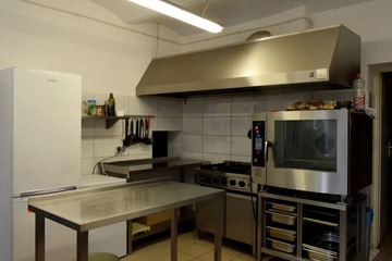 Sprzedam Willę z apartamentami na wynajem w centrum Szklarskiej Poręby