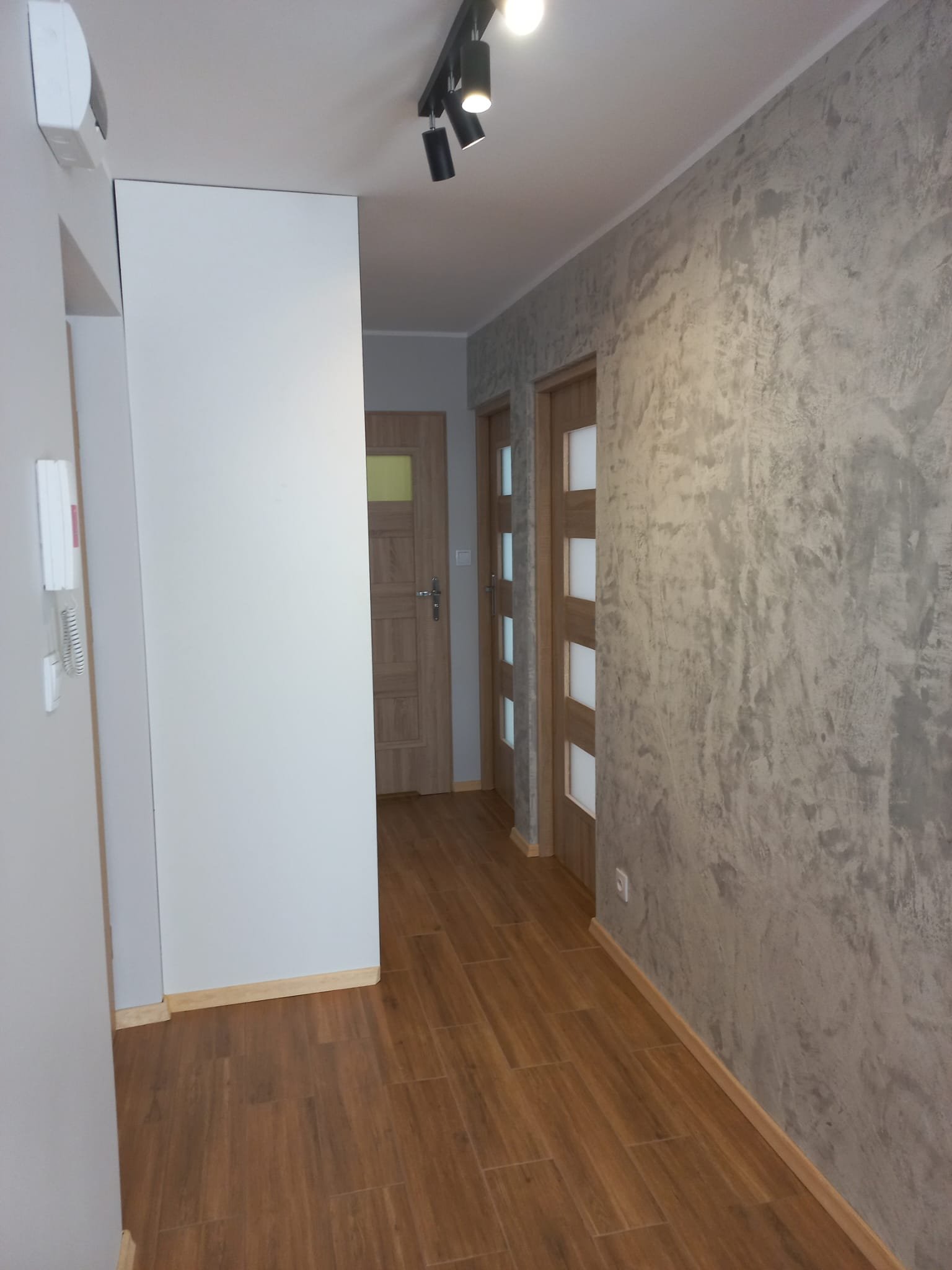 3 pokojowe z balkonem. 1 piętro bloku , Grota Roweckiego