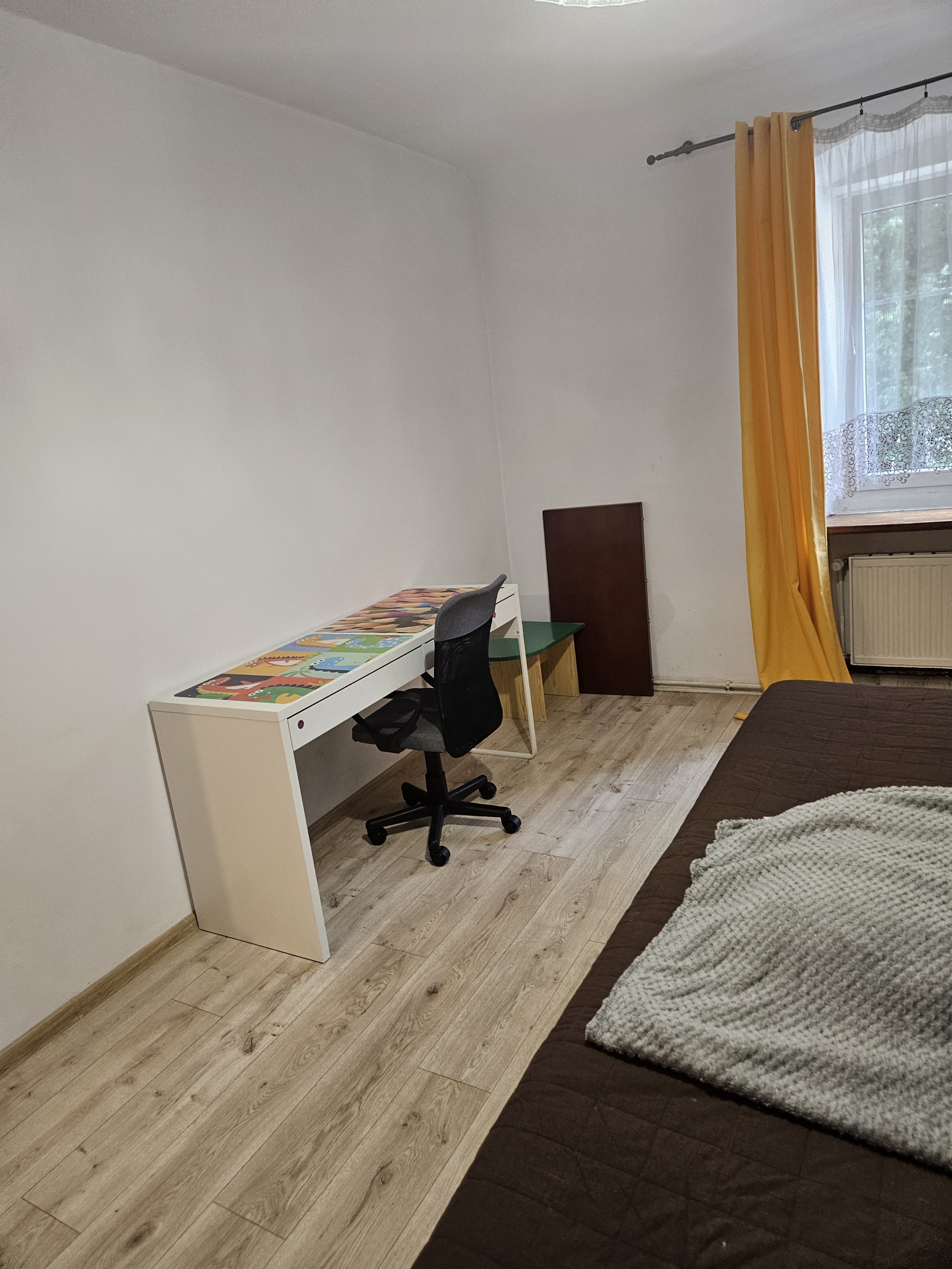 Mam do wynajęcia mieszkanie 2 pokojowe ponad 50 m2 w centrum Jeleniej Góry