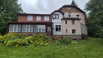 Karpacz , przedwojenna willa , do remontu, działka 3960 m2