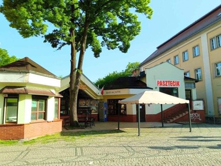 Do wynajęcia atrakcyjne lokale komercyjne z ogródkiem 88 m² – Jelenia Góra, Deptak (ul. 1 Maja 37)