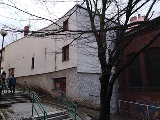 Do wynajęcia atrakcyjne lokale komercyjne z ogródkiem 88 m² – Jelenia Góra, Deptak (ul. 1 Maja 37)