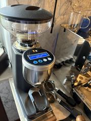 Włoski zestaw domowego baristy: Ekspres kolbowy BFC Perfetta +młynek.