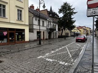 Sprzedam lokal handlowo-usługowy 2 centrum  Cieplic