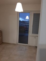 mam do wynajęcia dużą kawalerke na przedmieściu Ul. Gniatczyka 2