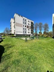 Dwupokojowe- balkon - Gałczyńskiego- cisza i zieleń- sieć miejska- Jelenia Góra