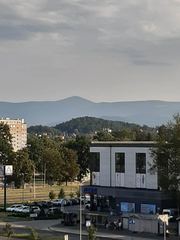 SPRZEDAM MIESZKANIE 2-POKOJOWE W JELENIEJ GÓRZE NA ZABOBRZU III