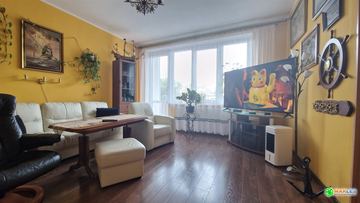 3-pokojowe w bloku z cegły I piętro centrum