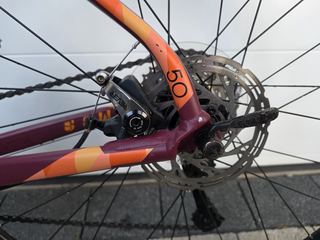 Rower gravel FELT 50 FIT WOMEN-SORA,tarczówki,2x9,rozmiar 47-zadbany