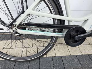 Rower elektryczny WINORA Y380.F-400Wh,8 biegów NEXUS,ledy,MAGURA-MEGA