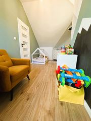 Nowoczesny i klimatyczny apartament dwupoziomowy w sercu Jeleniej Góry