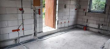 ELEKTRYK-montaż-pomiary elektryczne