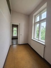 Piętro w kamienicy w okolicy Sądu Rejonowego w Jeleniej Górze