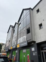 Do wynajęcia 128m2 powierzchni w nowoczesnym biurowcu w ścisłym centrum Jeleniej Góry - tylko 6400 zł netto +VAT!!