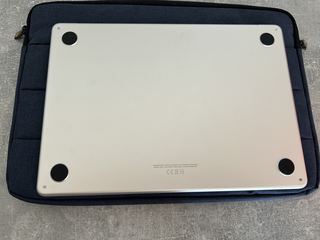 MacBook Air 13 jak nowy