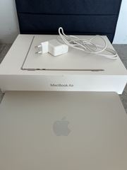 MacBook Air 13 jak nowy