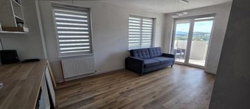 Komfortowy, 3 pokojowy apartament z balkonem