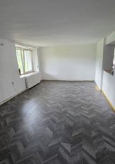 Połowa domu, parter z osobnym wejściem