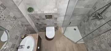 Łazienki, wykończenia, remonty