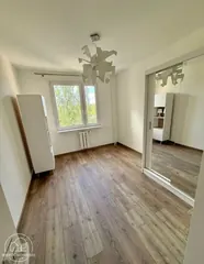Duże, trzypokojowe mieszkanie z balkonem w bloku z windą - Zabobrze II