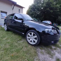 Audi A3 2.0 150 KM (P8) Ambiente Czarna 5 drzwi
