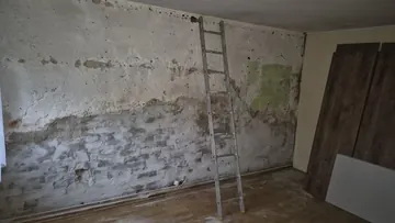 Szklarska Poręba, mały dom mieszkalny w centrum miasta, cicha boczna uliczka, 70m2