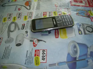 Klasyczny telefon Samsung GT-C3530