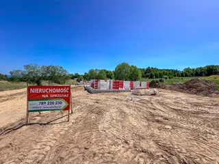 Działka 1009 m² z rozpoczętą budową – Wojcieszyce